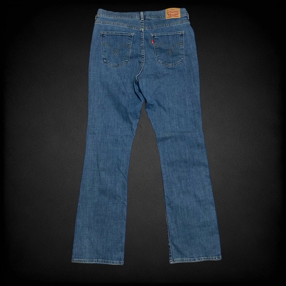 Levi’s Classic Boot Cut Blue Denim Jeans - Picture 5 of 6